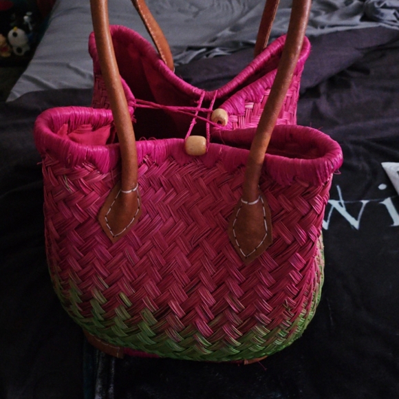 Vibrant Pink and Green Woven Tote Bag - Picture 1 of 5